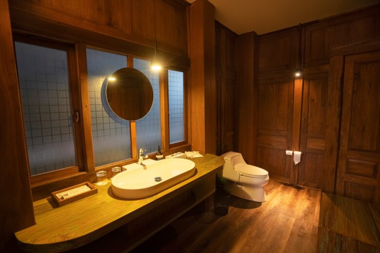 Deluxe Suite 11