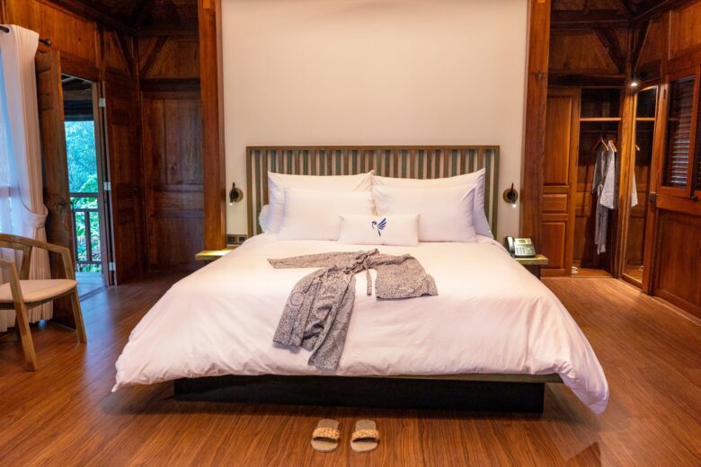 Premier Vintage Joglo Suite 7