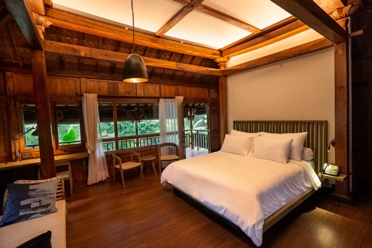 Premier Vintage Joglo Suite 2