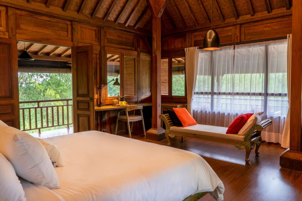 Premier Vintage Joglo Suite 4