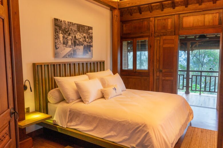 Premier Vintage Joglo Suite 5