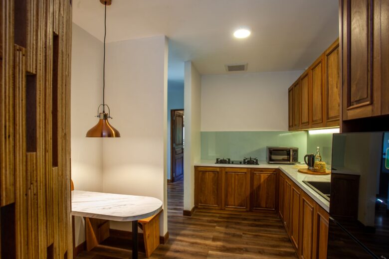 2 Bedroom Apartment Suite 6