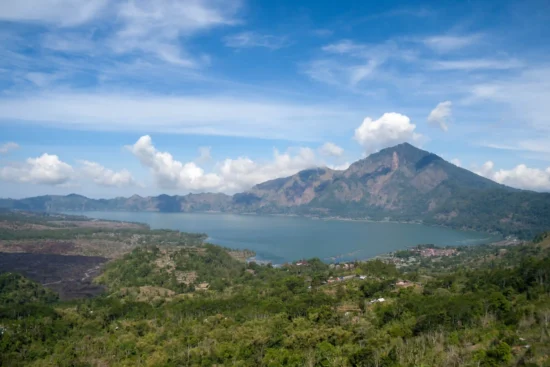 lake batur